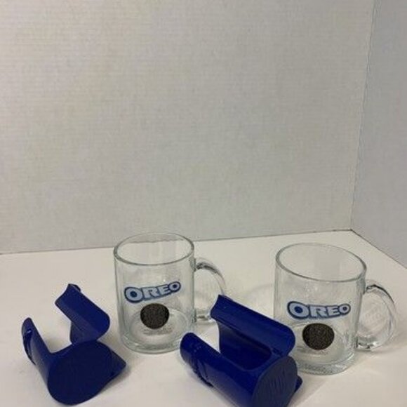 Oreo Ultimate Dunk Glass Mug Set with Removable Cookie Holders - Picture 2 of 5